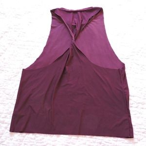 Onzie eagle tank in plum